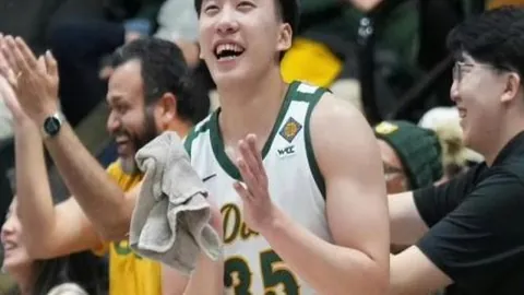 激情对决：罗甲霸主博托沙尼迎战钢铁巨兽加拉茨钢铁！